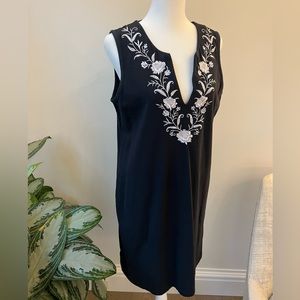 LANDS’ END Black summer dress with pockets!